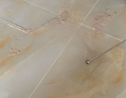 福泉瓷砖空鼓维修公司分享粘合剂选择不当在瓷砖铺贴过程中可能导致以下问题